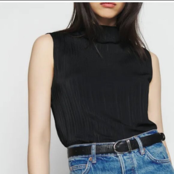 Aliyah Knit Top - Picture 1 of 4